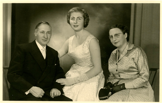 Alois, Ida Hermine (geb. Thum) mit Tochter Margarete (verh. Stadlhuber)